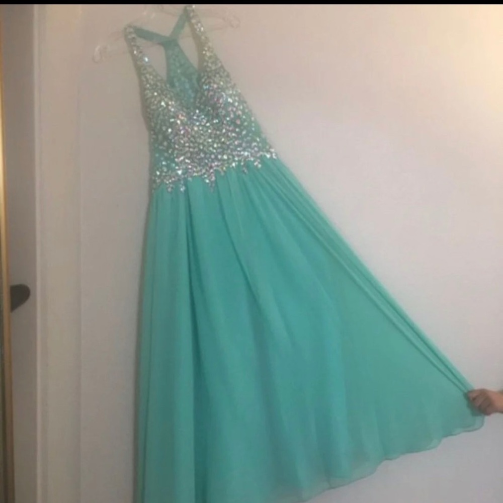 Beautiful Aqua special occasion dress sz Small/Med